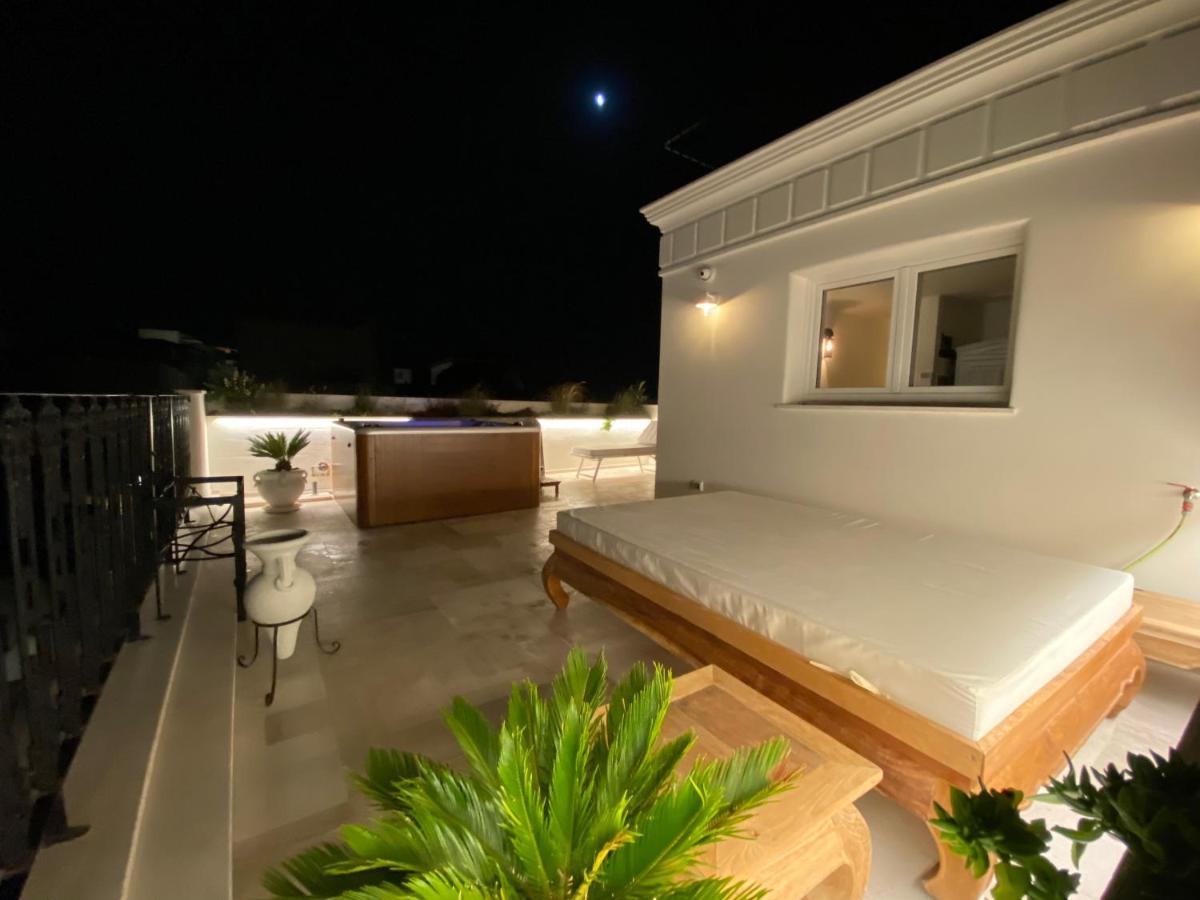Apartment Avenue Luxury Townhouse