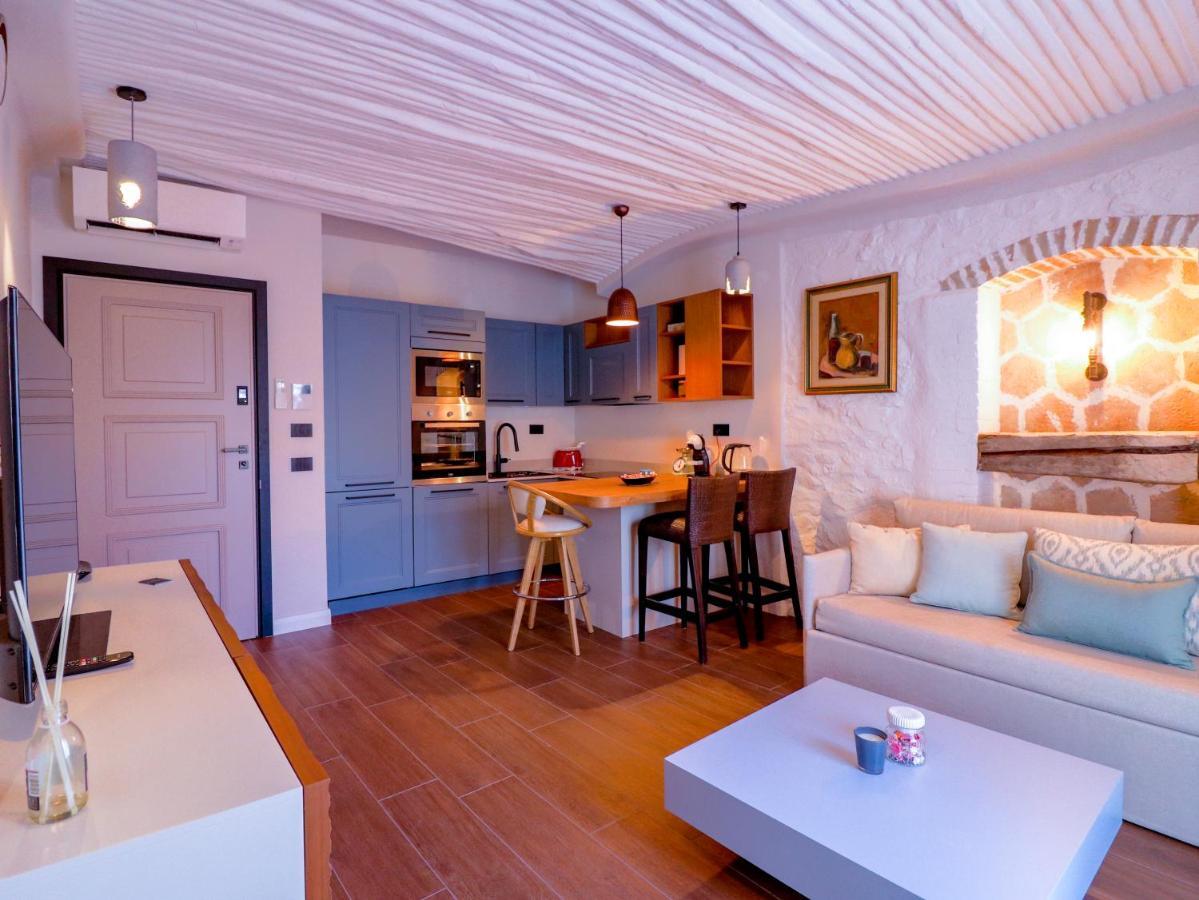 Apartment Avenue Luxury Townhouse Olbia